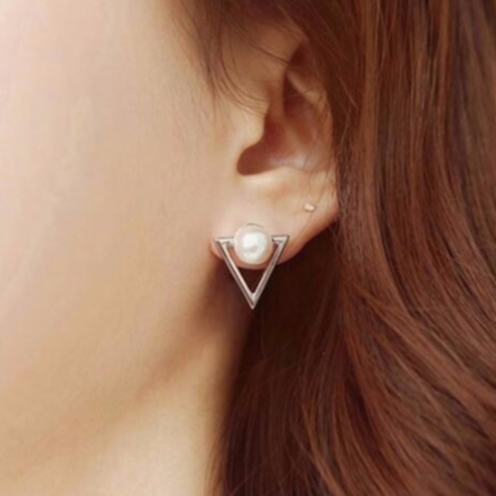 Gold Color Triangle Stud Earring Stimulated Pearl - Picture 2 of 2
